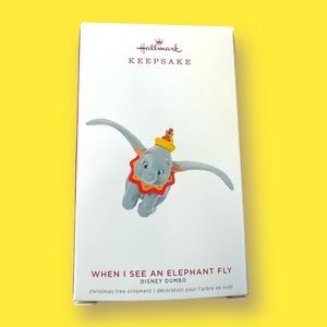 Hallmark Ornament 2019 Disney Dumbo When I See An Elephant Fly.. Super Cute NIB.